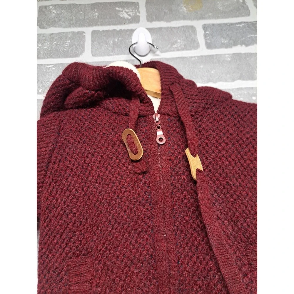 N Z L baby burgundy
